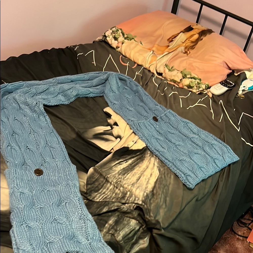 Blue Cable Knit Scarf with pockets